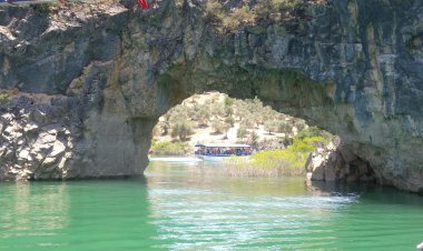 ZAMANIN KOVASINDA BEN