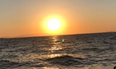 KİTAP SADECE  KİTAP MI ?