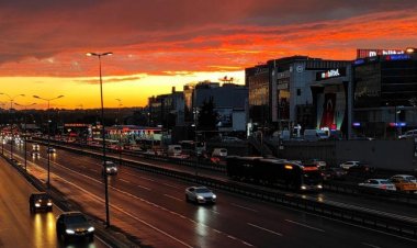 Kapatın Şehrin Işıklarını..