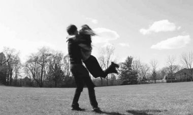 Büyüyenler ve büyümek zorunda kalanlar