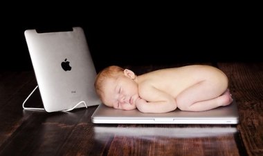 GENÇLERİ (t)AVLAMAK