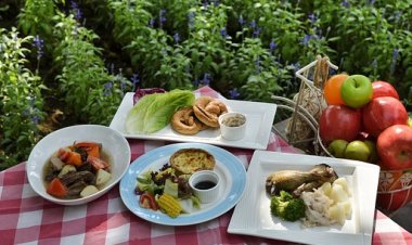 ZAMANA YOLCULUKTA GENÇ BİR TEZGAHTAR