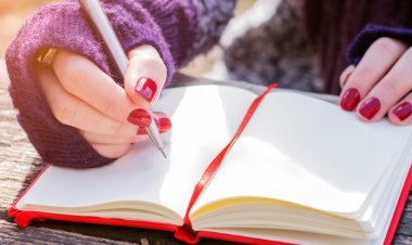 BİR ÖĞÜN YEMEK, BİR ÖMÜR YAZMAK