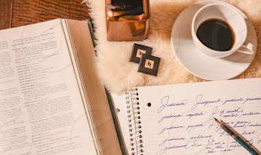 ZAMANA YOLCULUKTA GENÇ BİR YAZAR