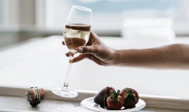 BİR ŞİİR GELDİ ŞAİRDEN