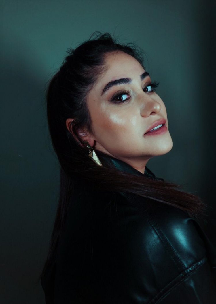 YENİ TEKLİSİ SARMAŞIK İLE BARÇIN