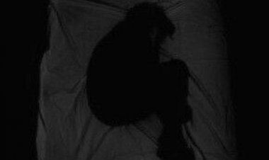 Bazen, bazı günler, bazı insanların ölmüş olmasını dilersiniz.