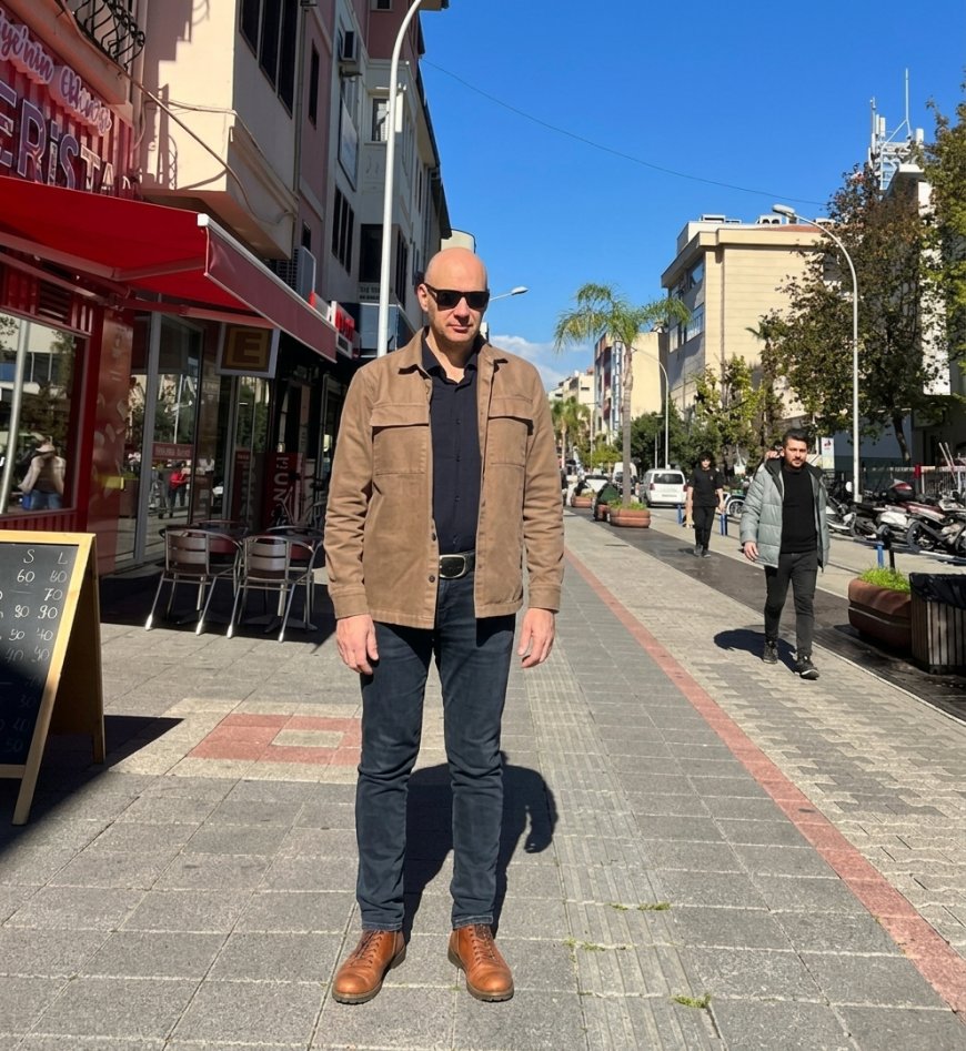 BEN KÖTÜ MÜYÜM?  TAMAM İKNA OLDUM., KÖTÜYÜM. O HALDE HOŞÇAKAL