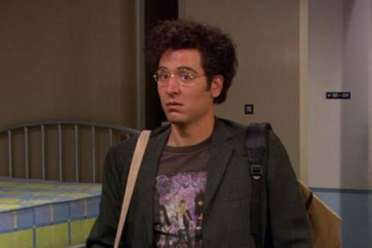 Ted’in radyo yayını yaparken kullandığı takma adı neydi ?